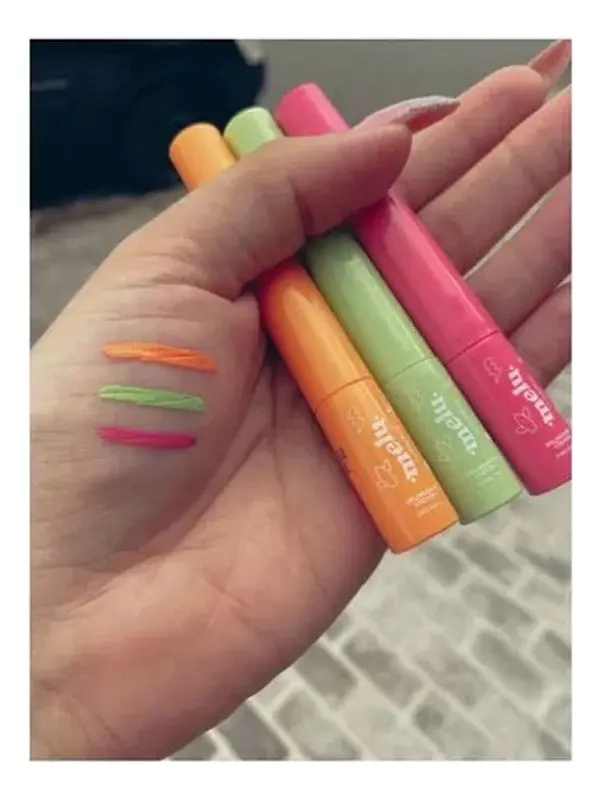 Miniatura 2 de Delineador color Ruby Rose